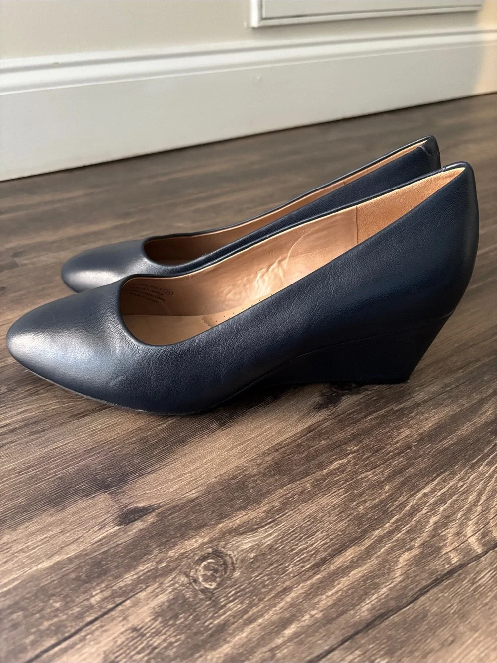 Aerosoles Inner Circle Pumps Women's 9.5 Navy Blue Leather Block Heel